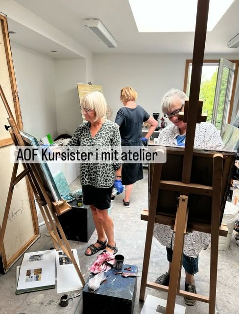 Kursister i Jeanette Rubanis atelier